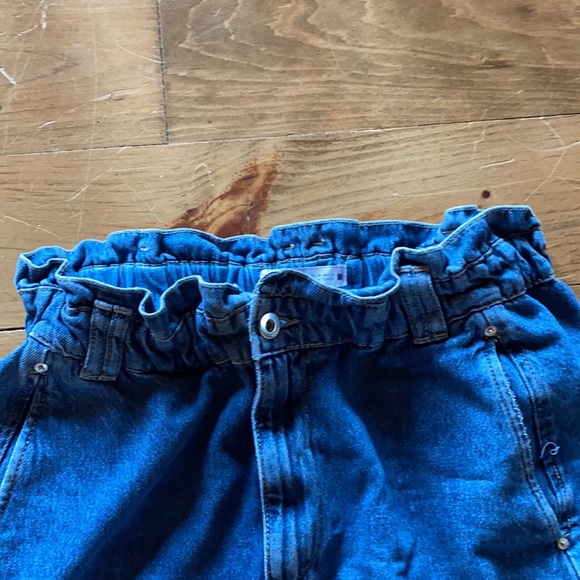 Zara High Waist Jeans - Picture 3 of 4